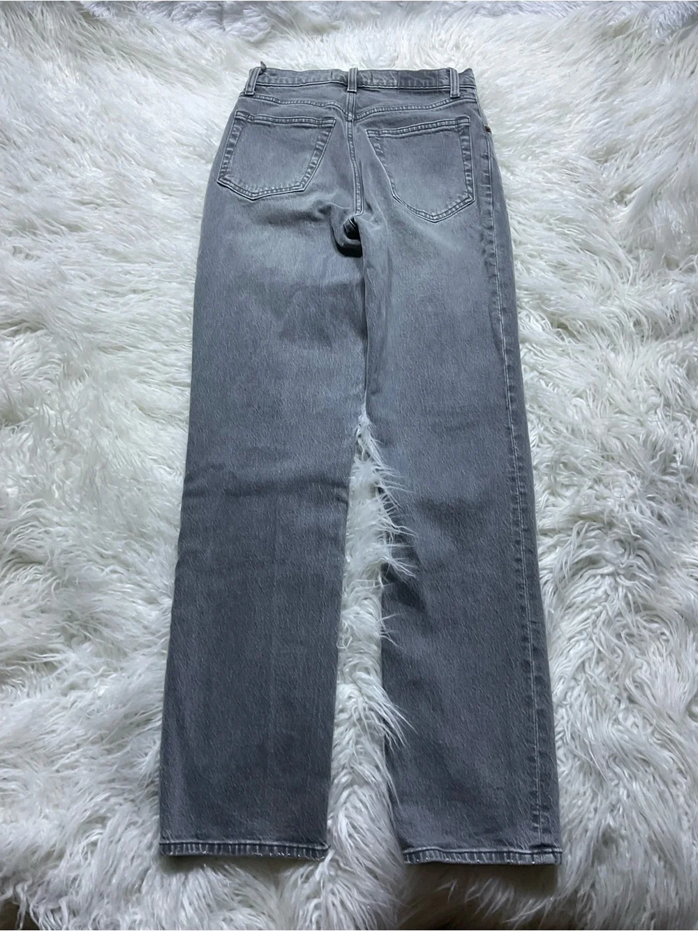 Abercrombie The 90’s Straight Ultra High Rise Jeans